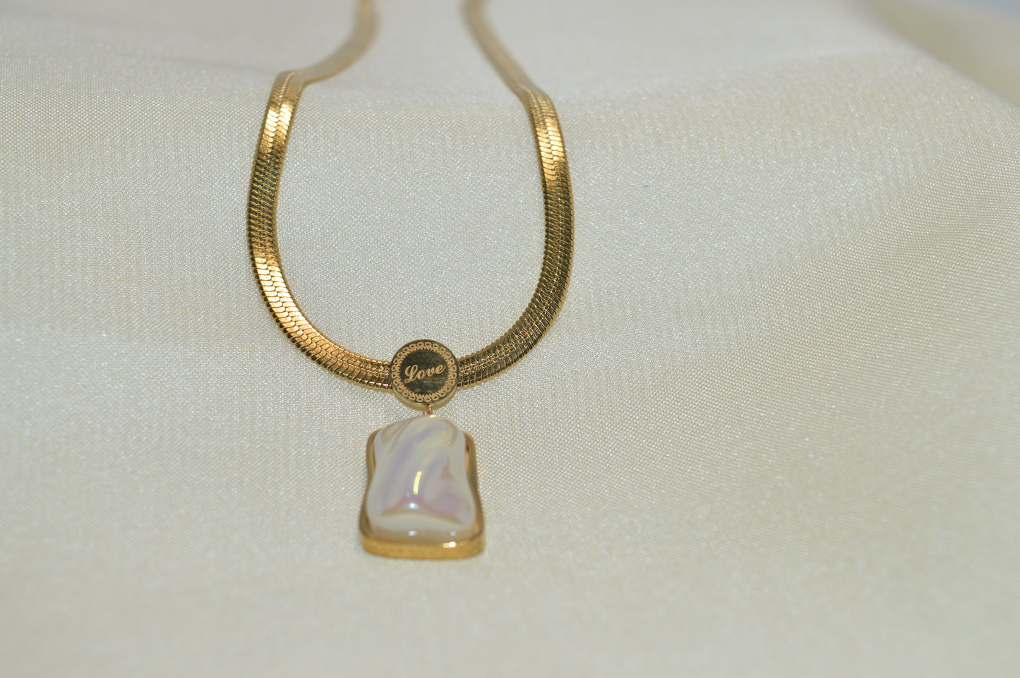 Creative Necklace with Pearl-Style Stone