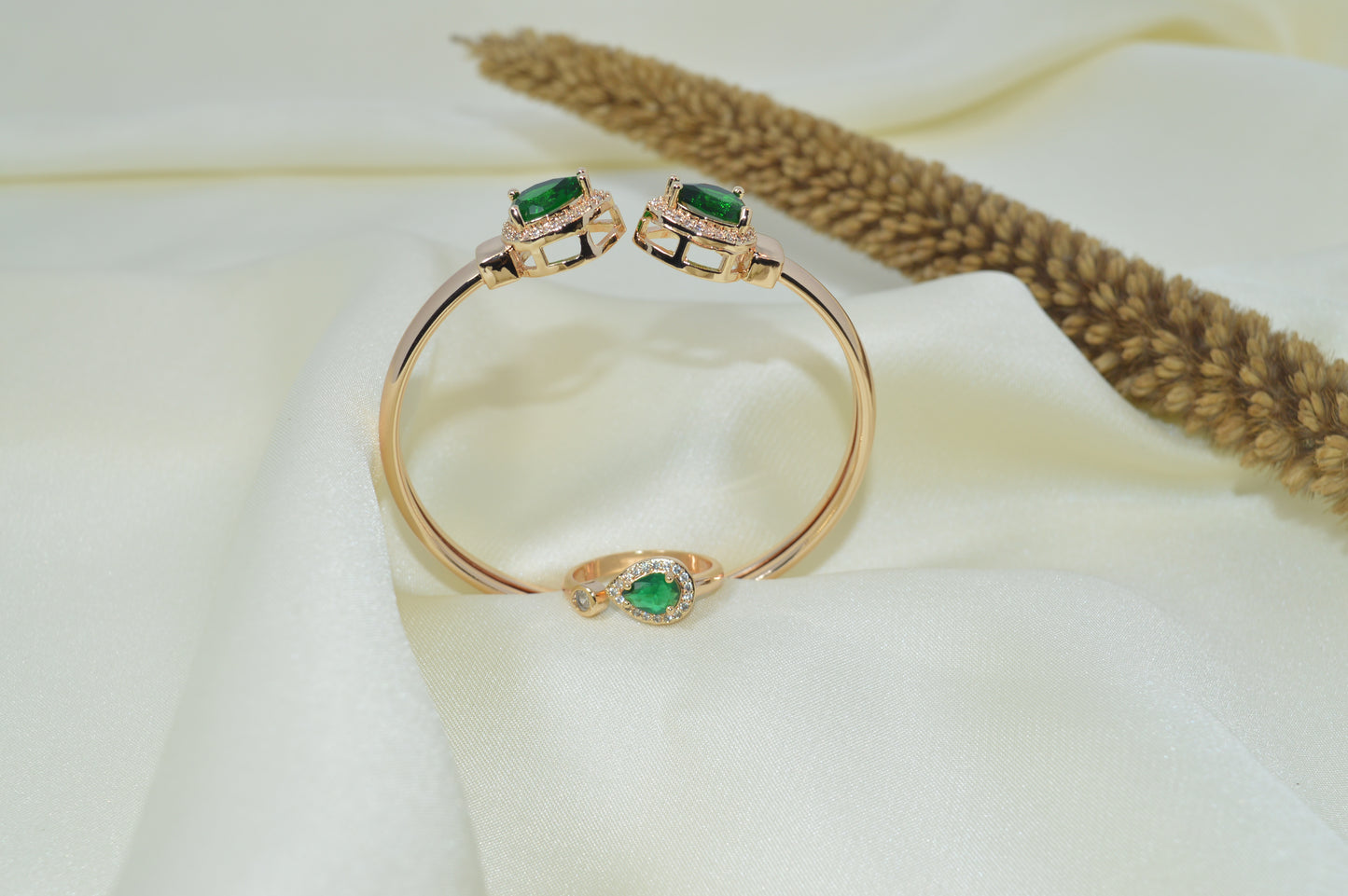 Trendy Luxury Bracelet & Ring Set