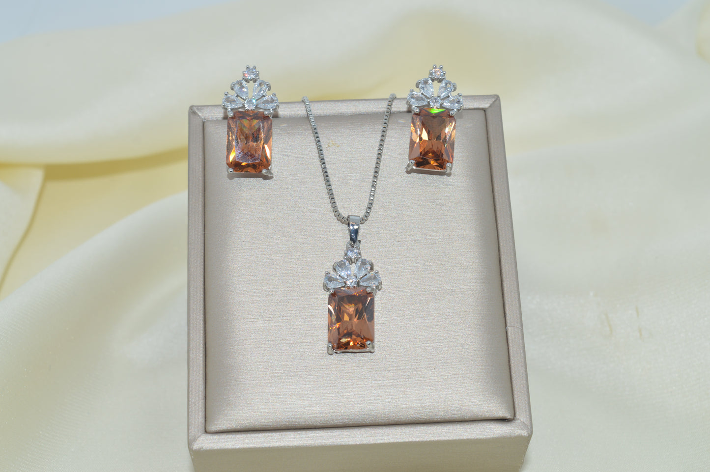 Pendant & Earring  Set With Cubic Zirconia Set
