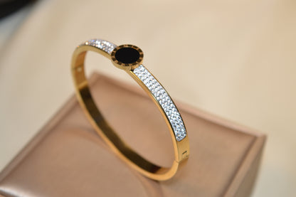 Fashion Stainless Steel Bracelet with Sparkling Zircon and Black Stone (BR-24)