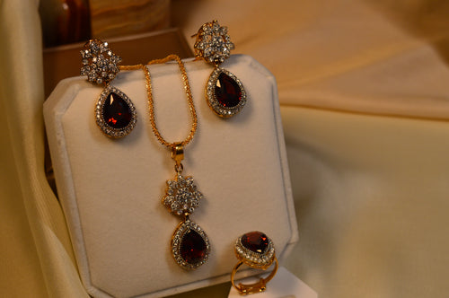 18K Gold Plated Pendant Set