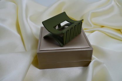 Durable Plastic Hair Decor CL-28 (Random)