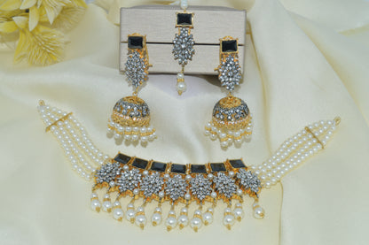 Luxury Gold Bridal Choker Set with Pearl Mala