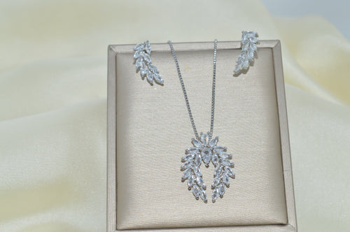 Pendant & Earring  Set With Cubic Zirconia Set