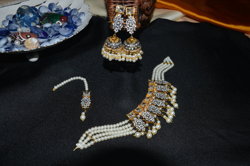 Luxury Gold Bridal Choker Set with Pearl Mala