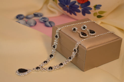 Elegant 3-Piece Wedding Jewelry Set