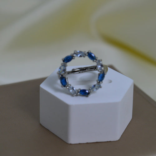 Ring Circle Shape Blue And White Stone