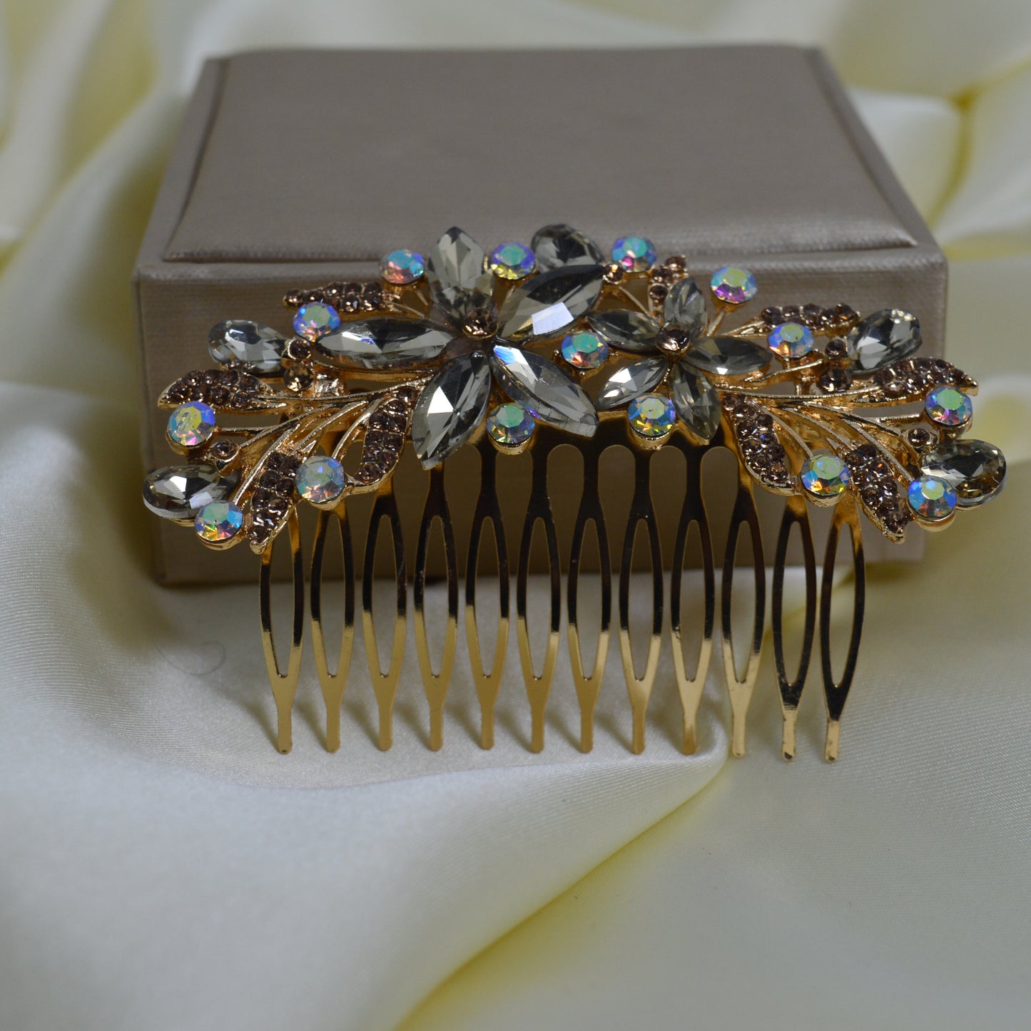 Handmade Headwear Floral Alloy Leaf Hair Comb  (HC-37) NEW