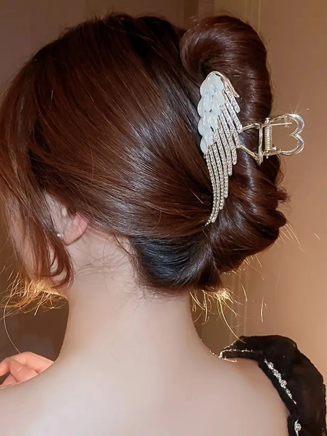 Metal Hairpins –  Stylish & Trendy Accessories 🦋